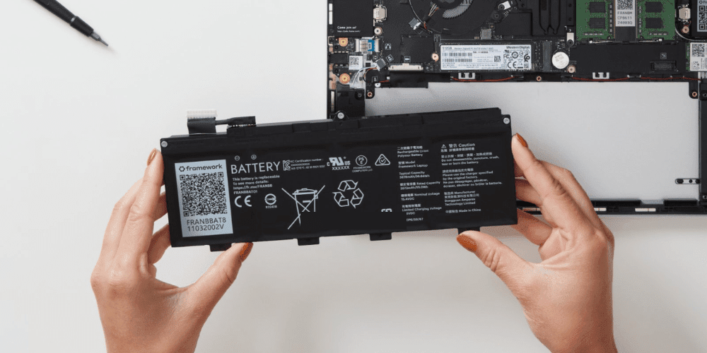 What are the different types of laptop batteries according to their performance?